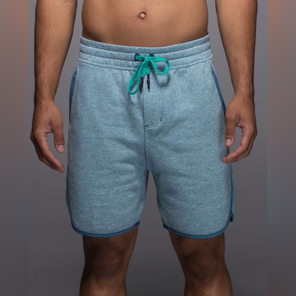 Lululemon Sundown Short in Heathered Tofino Teal Size Medium. - Picture 11 of 16